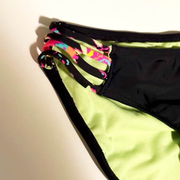 BONGO Bikini Bottoms - Picture 6 of 8